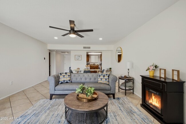709 S Power Rd Unit 205