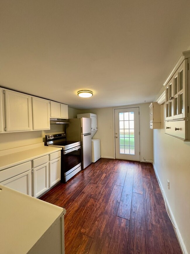 Photo - Charming 1 Bedroom/1 Bathroom Townhome w/ Den in Federal Hill, MD!