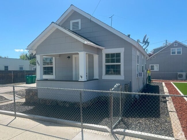 Building Photo - <b>Quaint Central Sparks Two Bedroom<br><br> Unit 845 12th Street Sparks, NV 89431 Rental