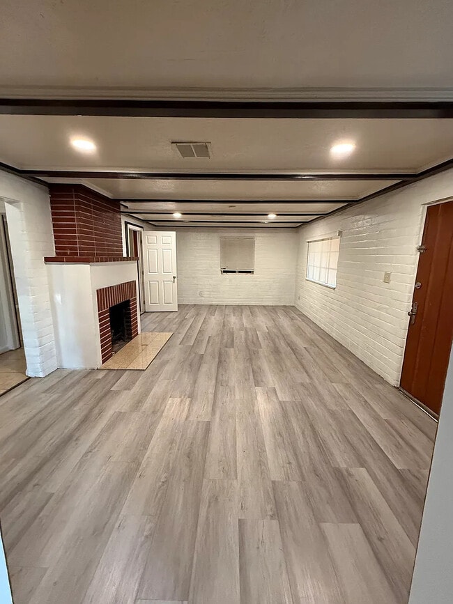 Photo - 735 Fresno St