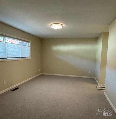 Photo - 220 Vineyard Dr