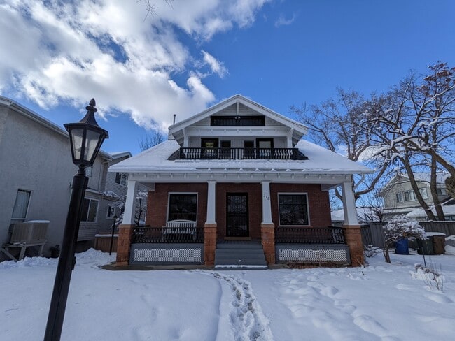 Photo - 316 S Douglas St Unit B