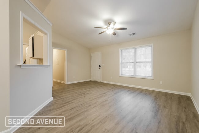 Photo - 229 Southern Trace Way