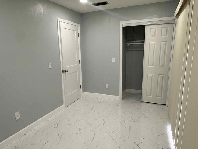 Photo - 1900 Manor Cir SE