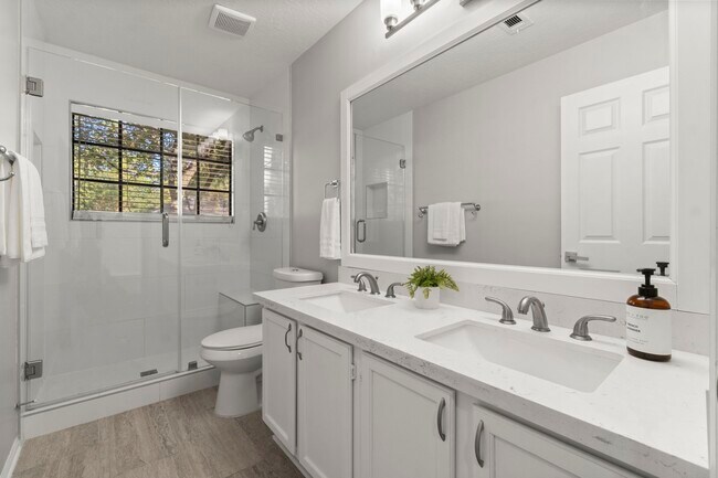 Photo - 105 Eagle Rock Cir