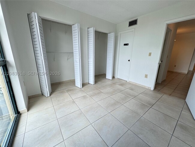 11780 SW 18th St Unit 307-2