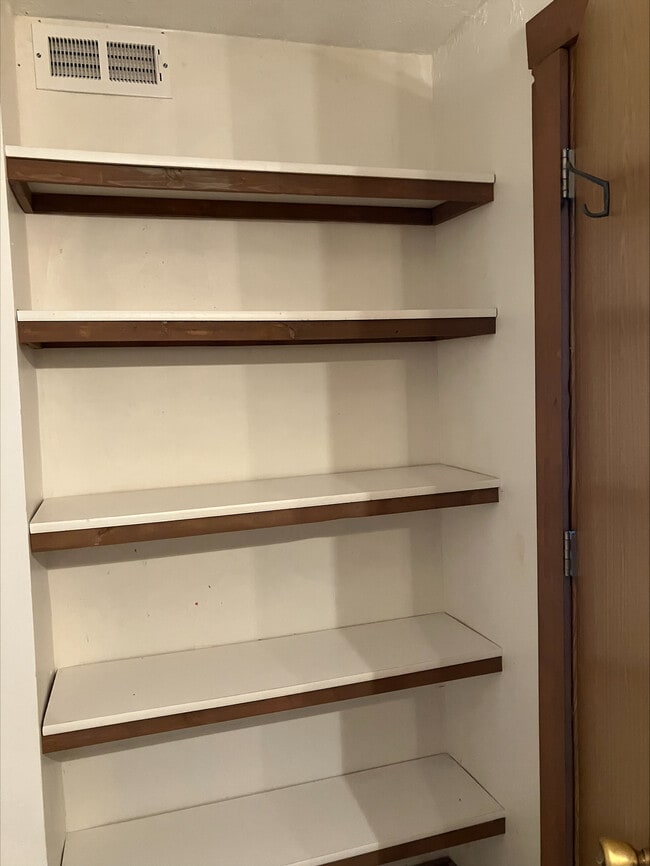 Bathroom storage