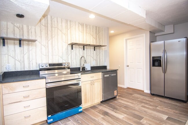 Photo - Ridgewood Condo 1 Bed Apartment W/ Pool & Clubhouse! Unit Ridgewood Apartment