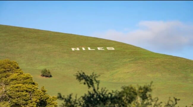 Photo - 371 Riverside Ave