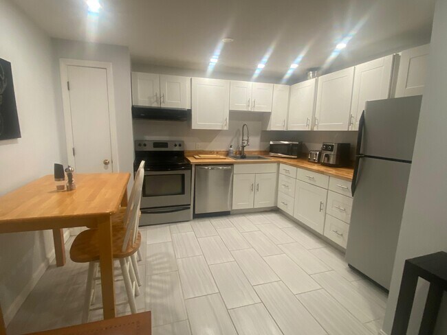 Photo - 1103 White Cedar Blvd