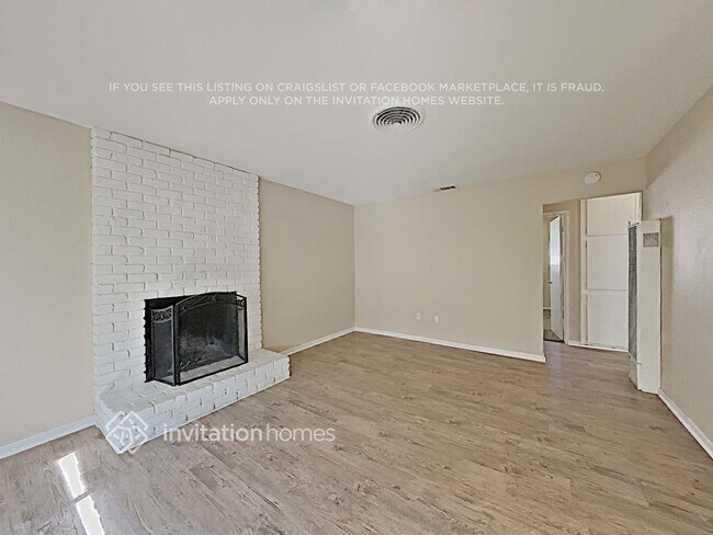 Photo - 27198 Norwood St