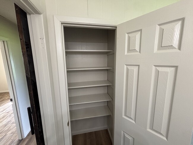 Photo - 207 W Grant St