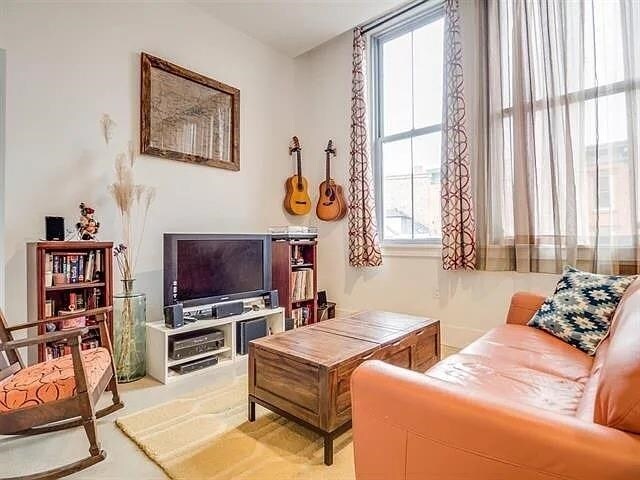 Photo - 8 Erie St Unit 202