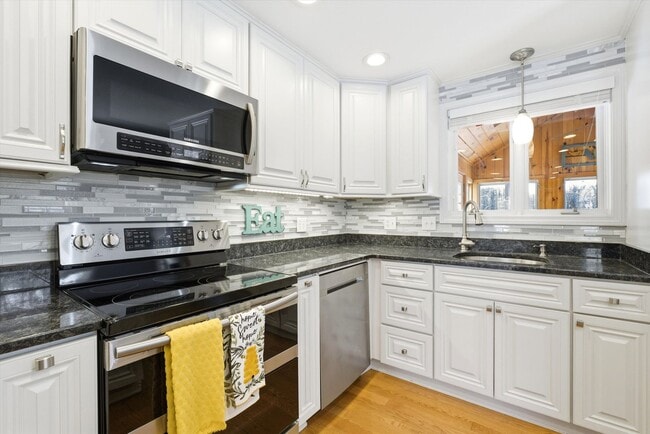 Photo - 44 Mcquade Brook Rd