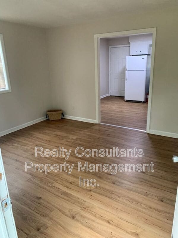 Photo - 1813 Walker Ave