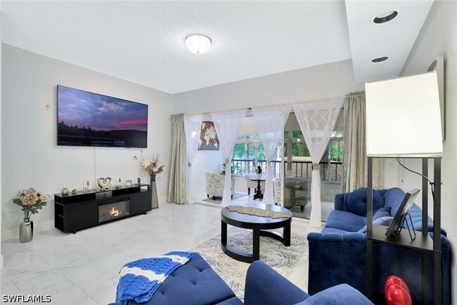 Photo - 1018 Woodshire Ln Unit A210