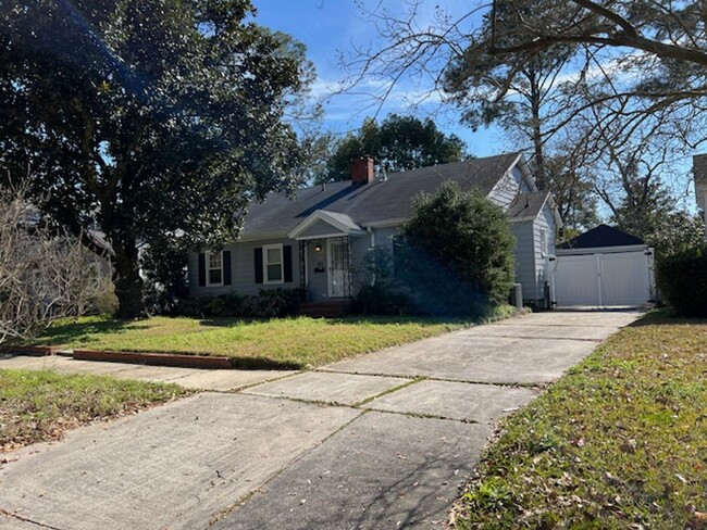 3-bedroom 2-bath home located on Columbus ... - 3-bedroom 2-bath home located on Columbus ...