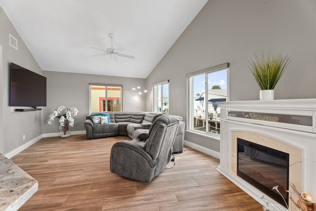 Building Photo - 1147 Nettles Blvd Unit SI ID1538693P