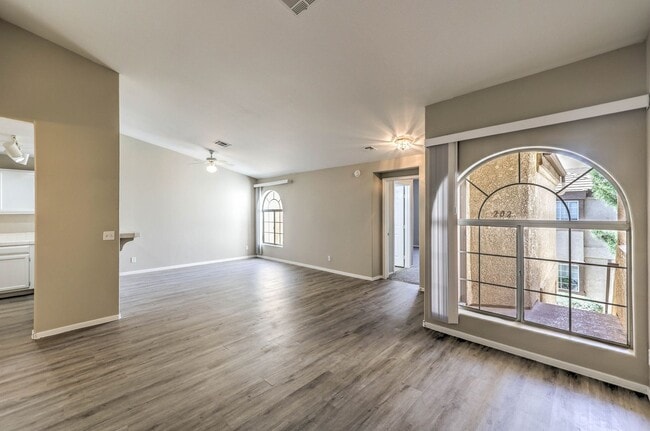 Photo - CONDO IN SUNHAMPTON!