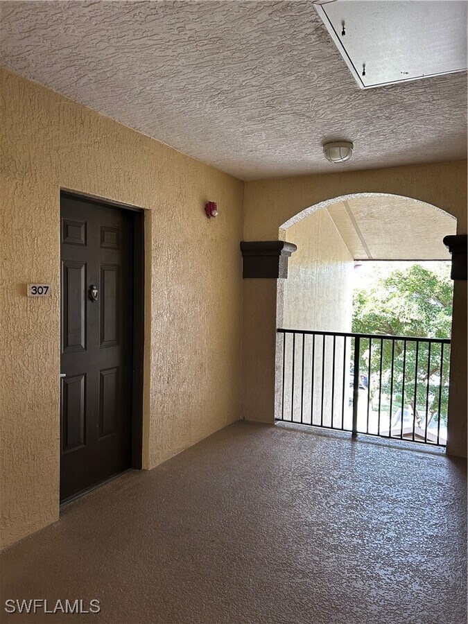 Photo - 12975 Positano Cir Unit 307