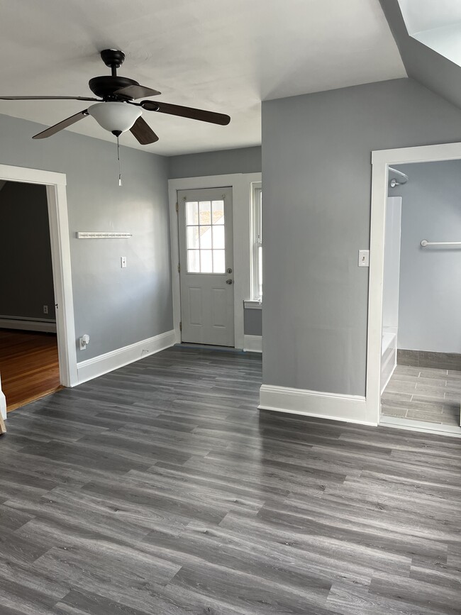 Photo - 294 Franklin St Unit #2