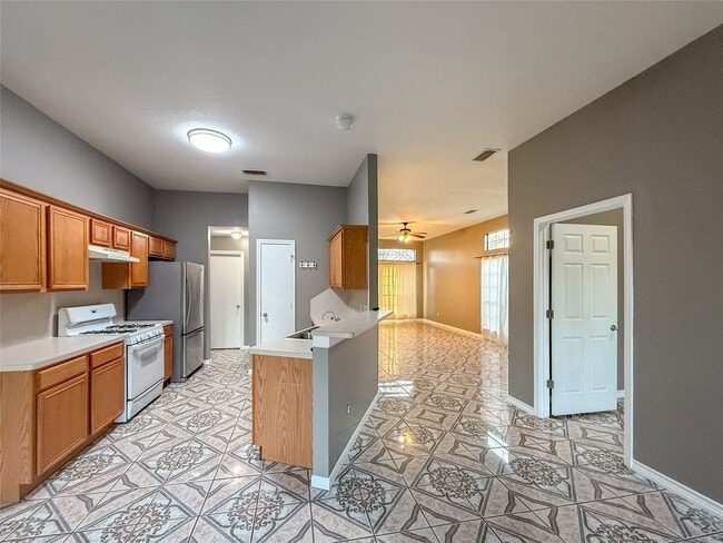 Photo - 603 Mosswood Dr