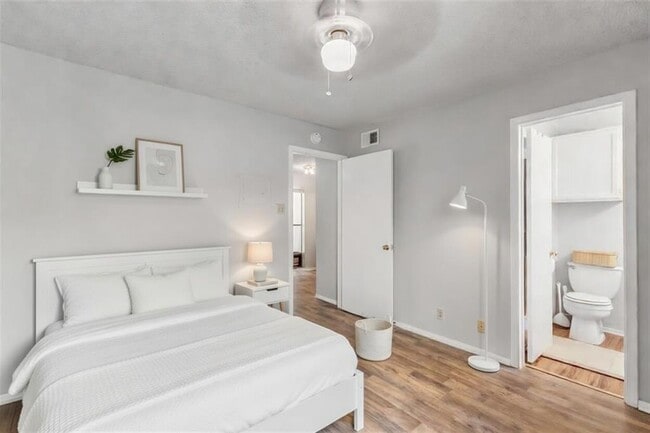 Photo - 3115 Helms St Unit 210