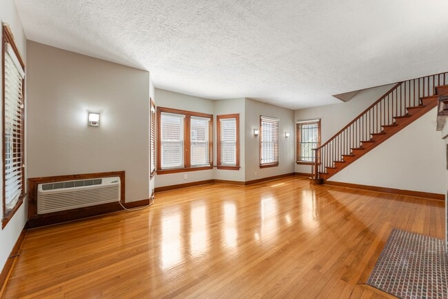 Photo - 2624 Arbor St