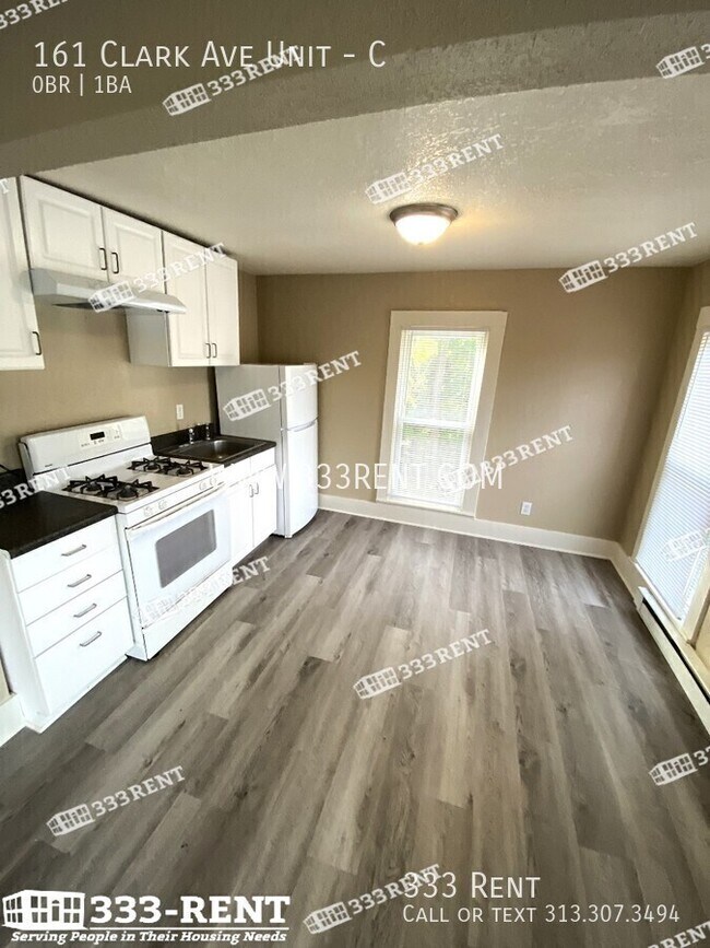 Building Photo - 161 Clark Ave Unit C