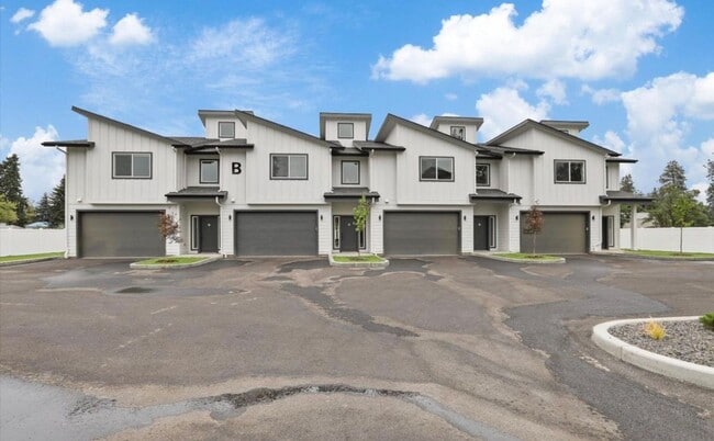 Photo - South Hill Townhomes Unit A-1
