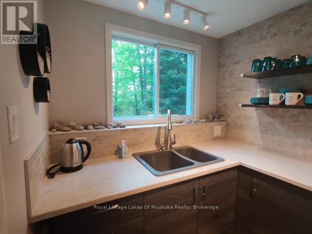 Photo - 350 Balsam Chutes Rd