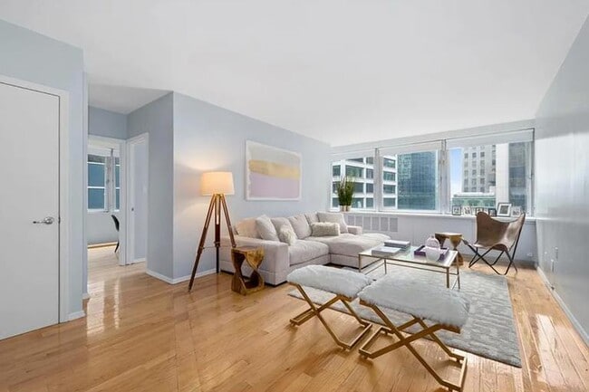 3 bedroom in New York NY 10005 - 3 bedroom in New York NY 10005 Condo Unit 2