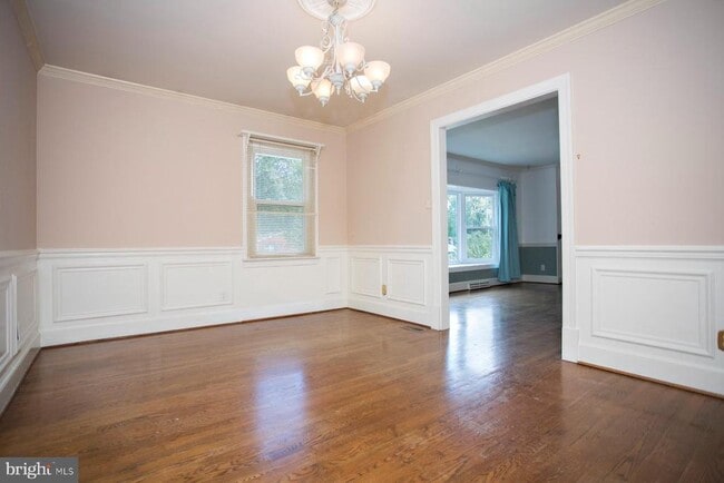 Photo - 115 Woodland Rd