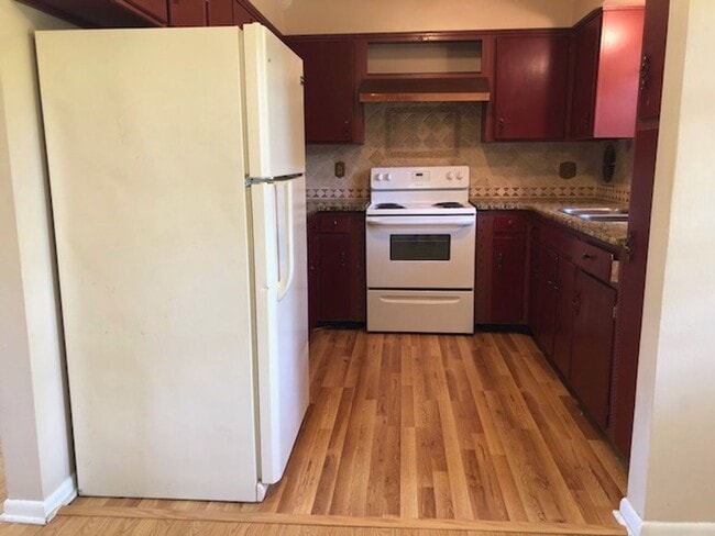 Photo - 4 Bed 1 Bath Home | Pet Friendly | Washer ...