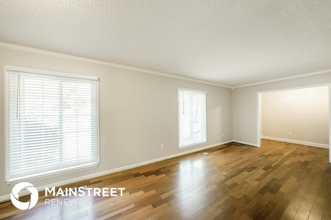 Photo - 1460 Cross Path Dr