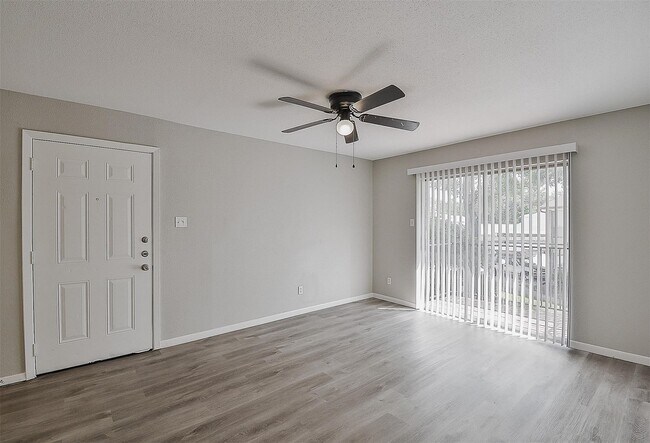 Photo - 12955 Woodforest Blvd Unit 54