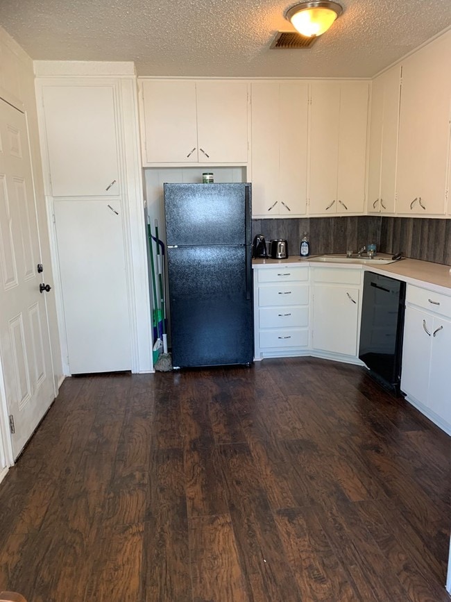 Photo - 1501 N Texas Ave