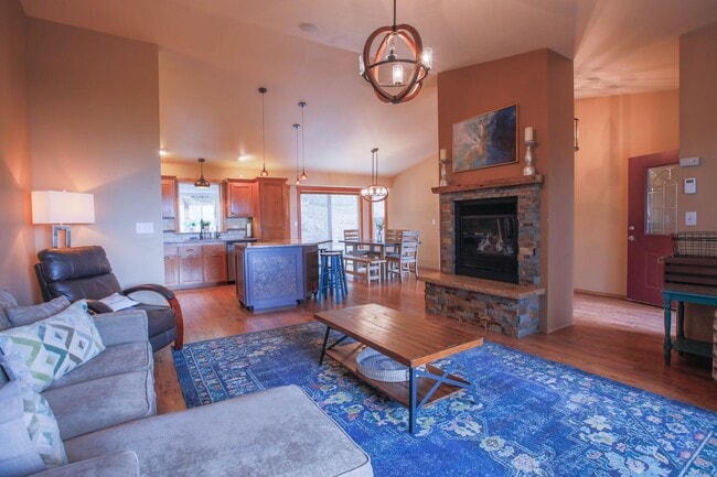 Photo - Beautiful Penn Cove View Home and Dog Frie...