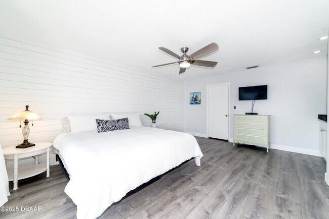 Photo - 2750 Ocean Shore Blvd Unit 460