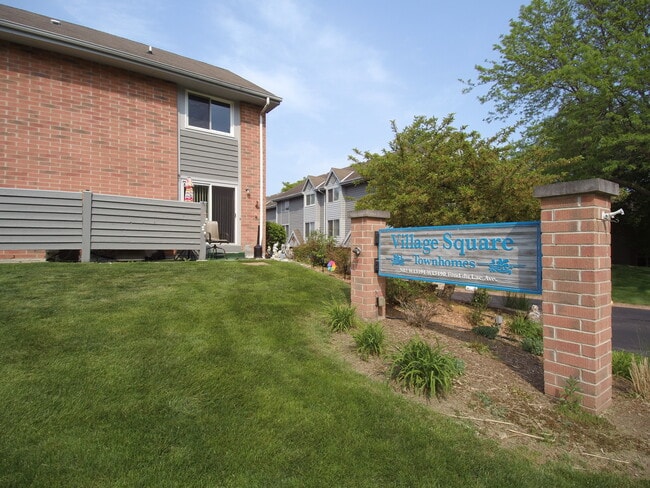 Building Photo - Village Square Townhomes