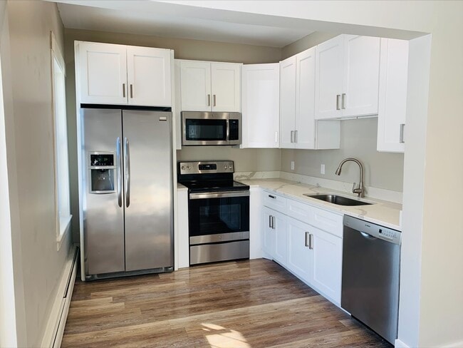 Photo - 2015 Quechee Main St Unit 4