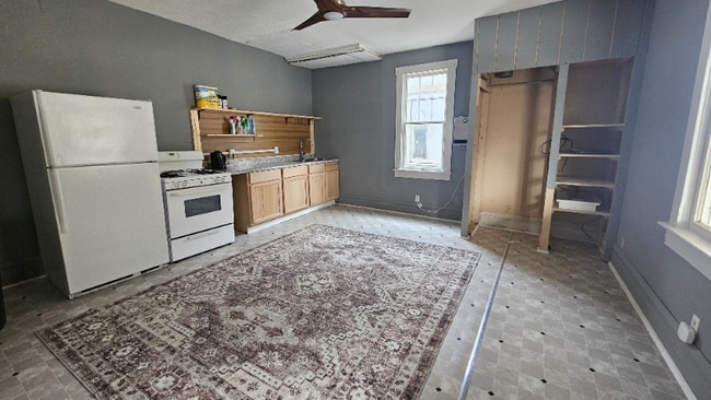 Photo - 361 Fort St Unit A