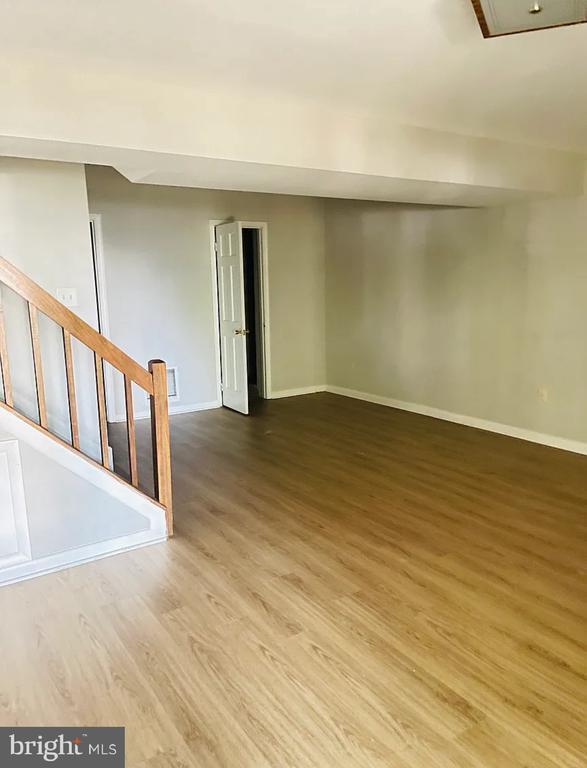 Photo - 15018 Laureland Pl