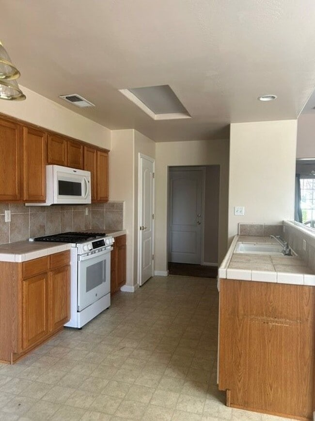 Photo - 6313 Arciero St