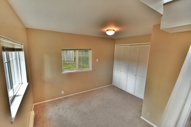 Photo - 13702 Densmore Ave N