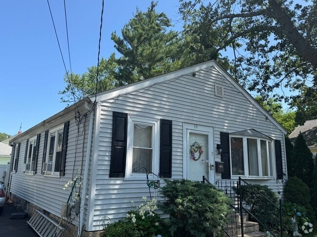 Building Photo - 39 Dryden Blvd Rental