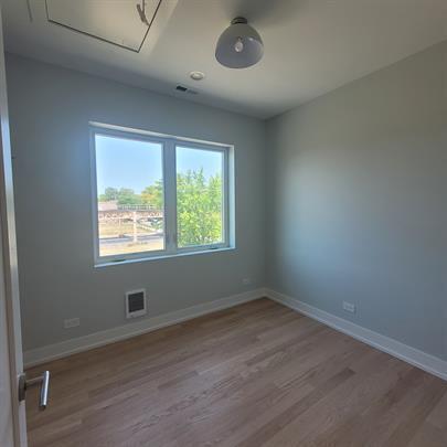 Photo - 6326 S Rhodes Ave Unidad 2