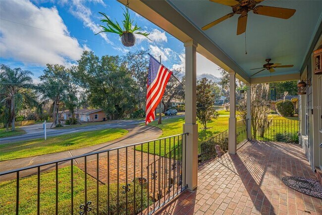 Photo - 126 E Palmetto Ave