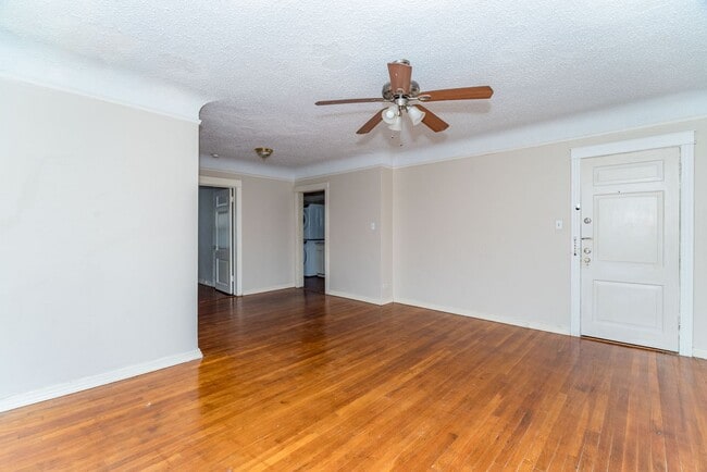 Photo - All Appliances, Washer & Dryer, Secure Building AND off street parking in Alta Vista! Unit 3