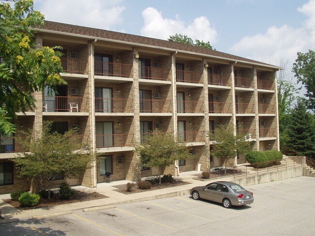Crestview Apartments